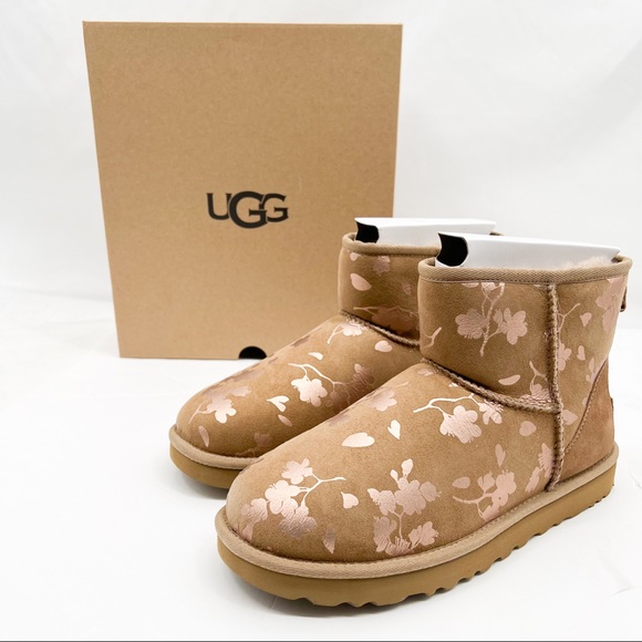 UGG CLASSIC MINI FLORAL FOIL BOOTS- Color AMPHORA - Picture 1 of 12
